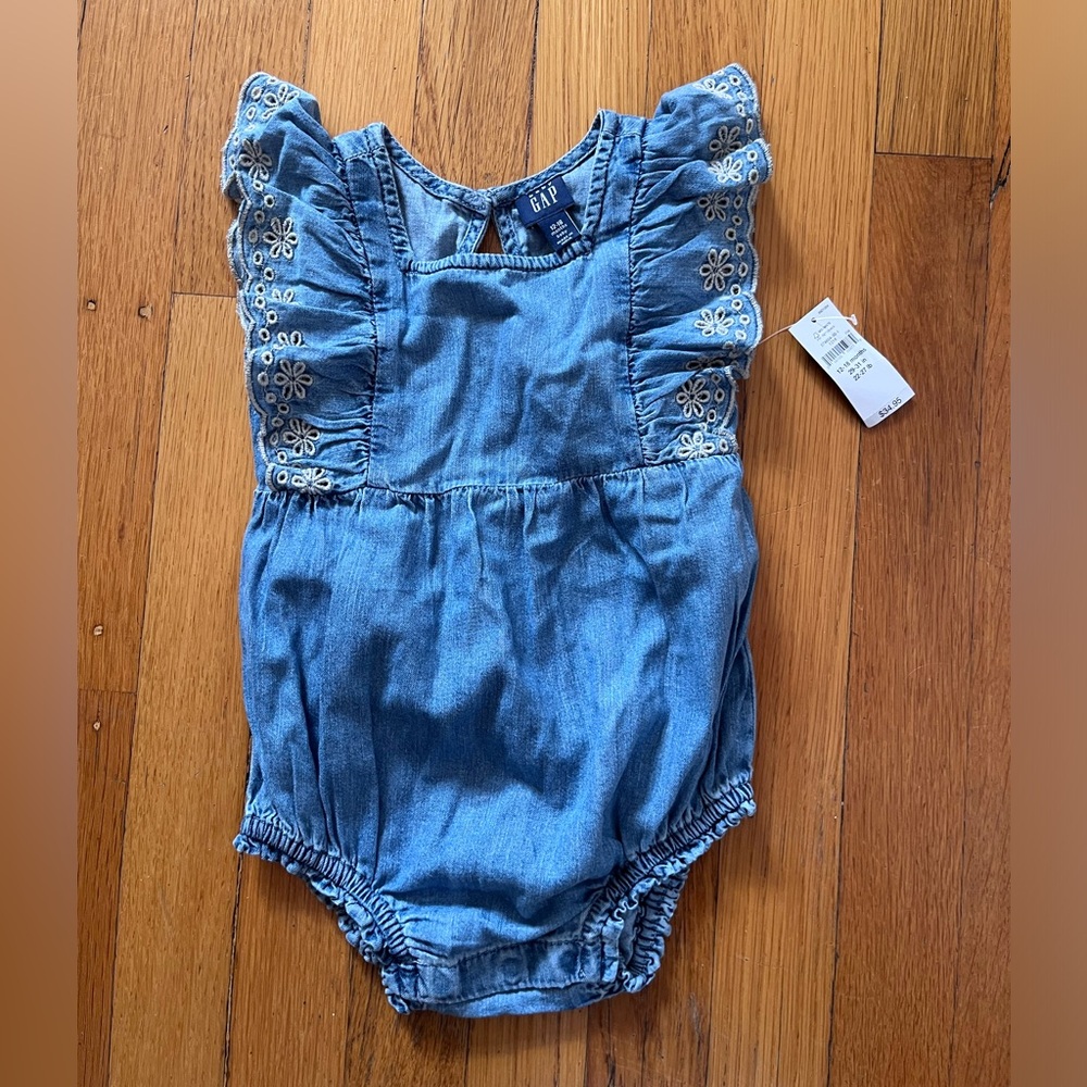 BabyGap NWT 12-18 month denim one piece set with embroidery detail. Beautiful!!